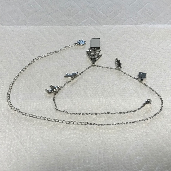 Charlotte’s Web by E. B. White Handmade Literature Necklace, Book Cover, Spider - Picture 13 of 16